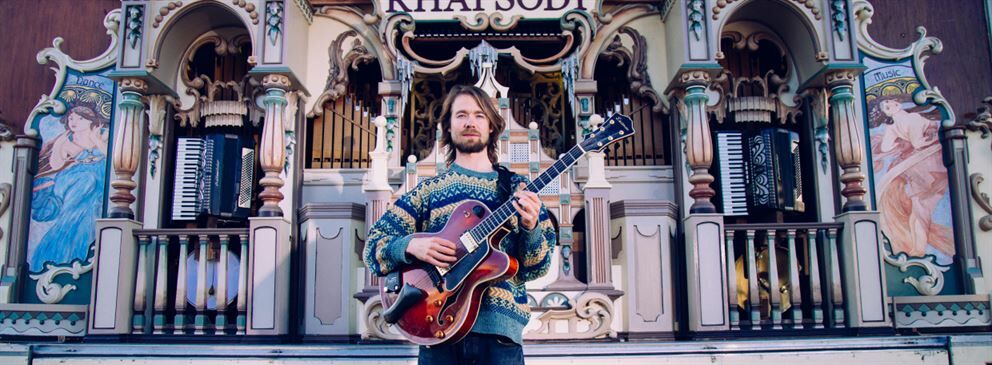 Bram Stadhouders & The Big Barrel Organ