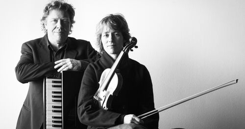 Heleen Hulst & Gerard Bouwhuis / Calliope Tsoupaki